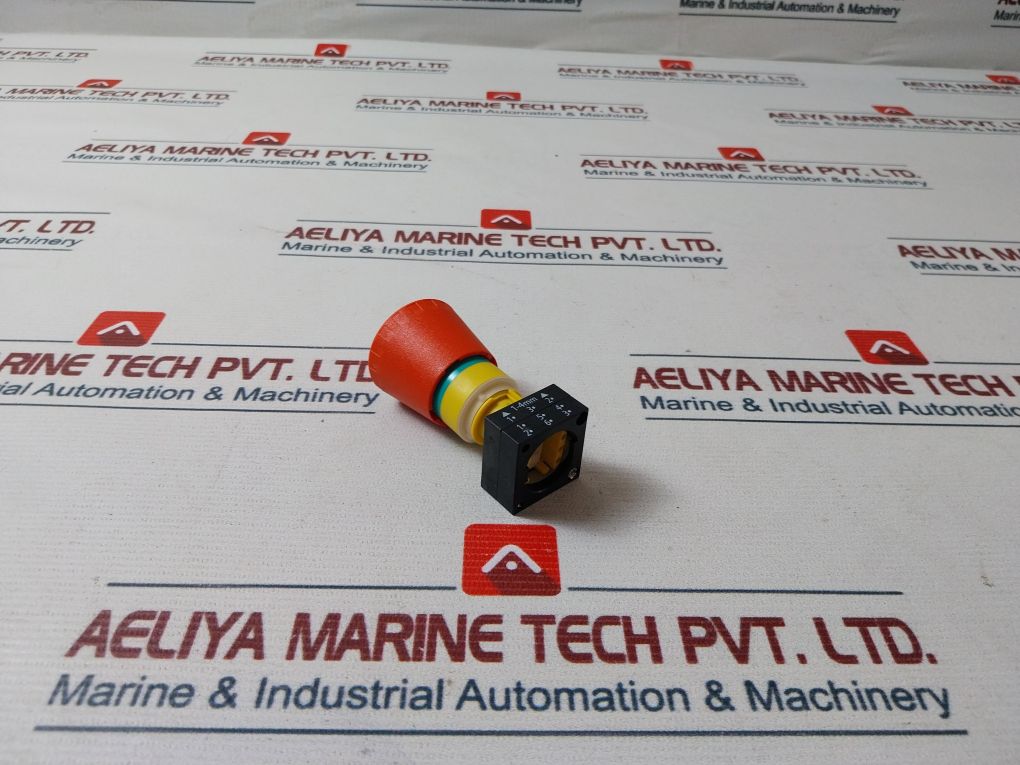 Siemens 3Sb3 000-1Ha20 Emergency Stop Switch