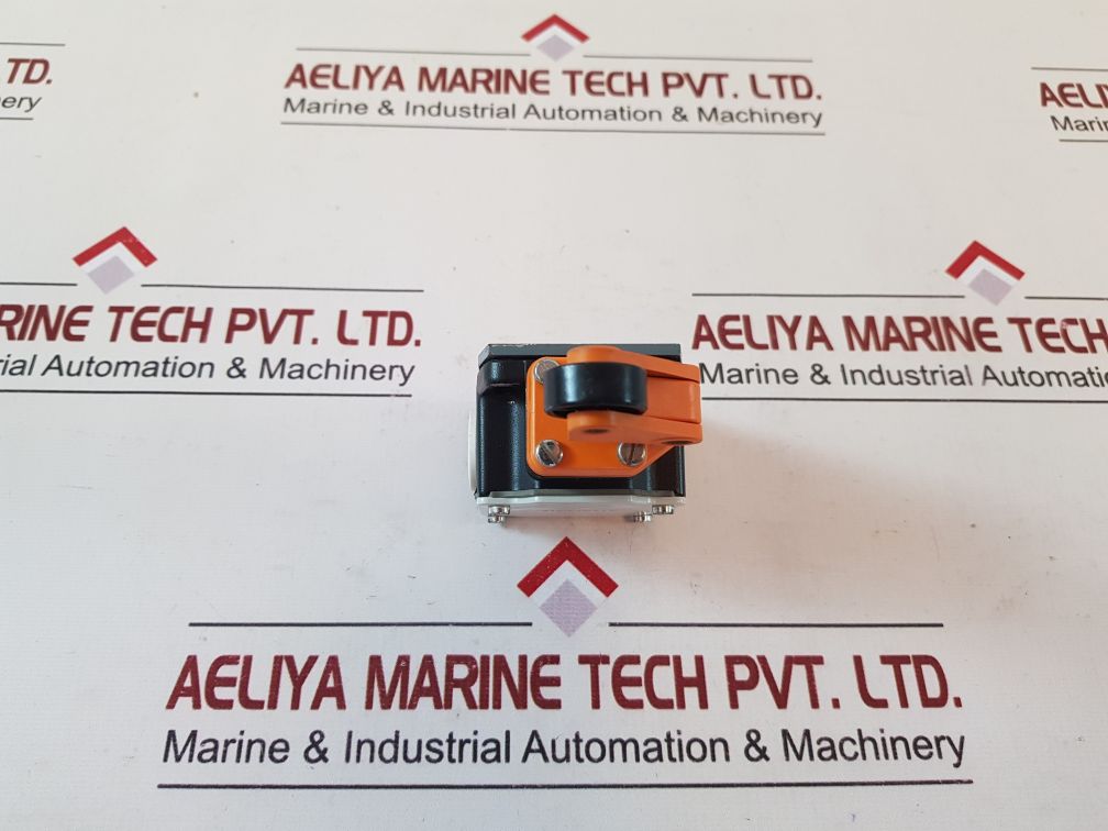Siemens 3Se2 100-1E Position Switch Roller Lever