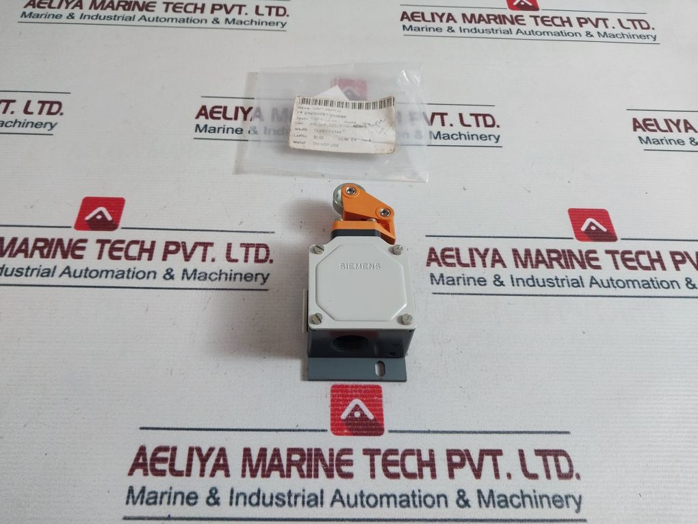 Siemens 3Se3100-1E-z Limit Switch Ac11 6A/220V