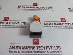 Siemens 3Se3100-1E-z Limit Switch Ac11 6A/220V