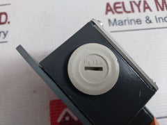 Siemens 3Se3100-1E-z Limit Switch Ac11 6A/220V