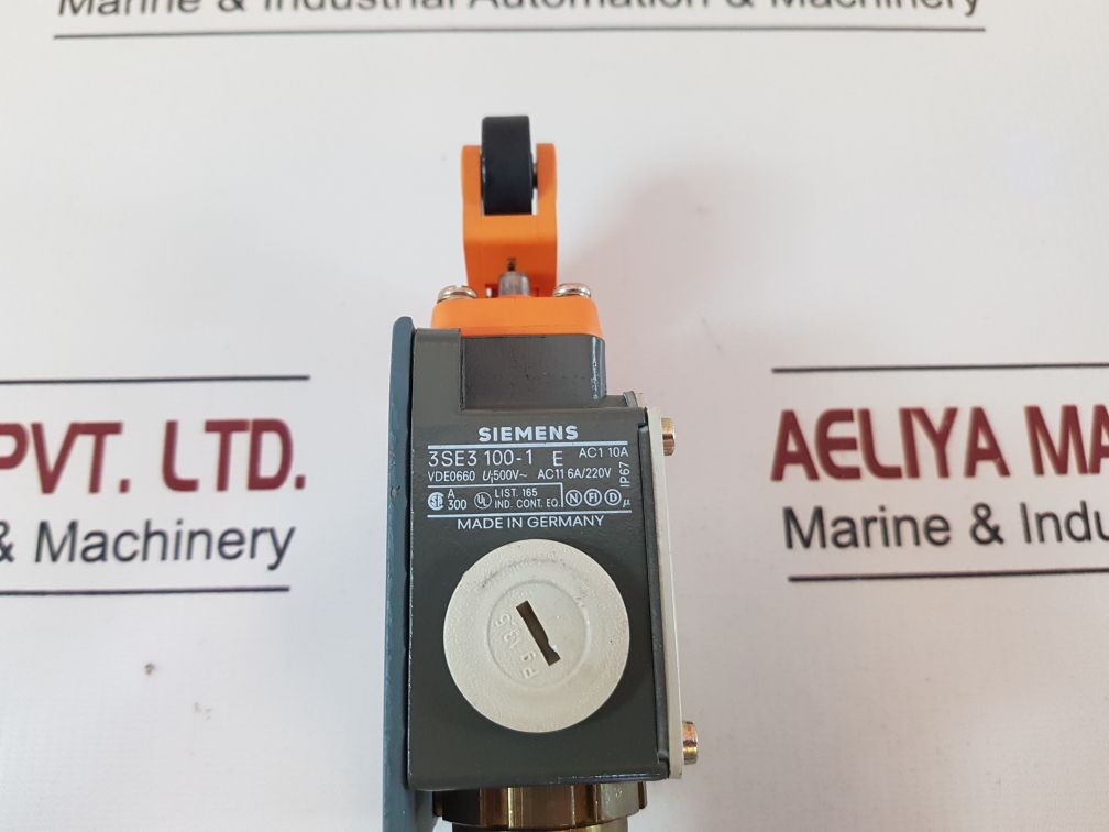 Siemens 3Se3 100-1E Limit/Position Switch 624167