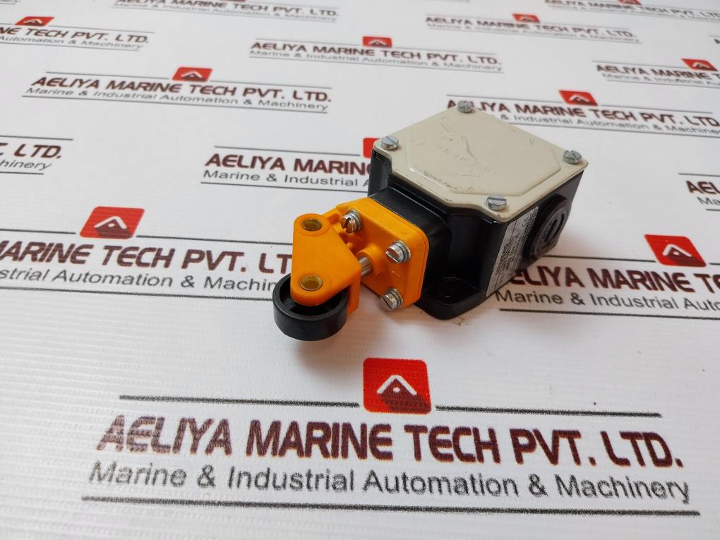 Siemens 3Se3 100-1E Limit Switch 10A 500V Ac