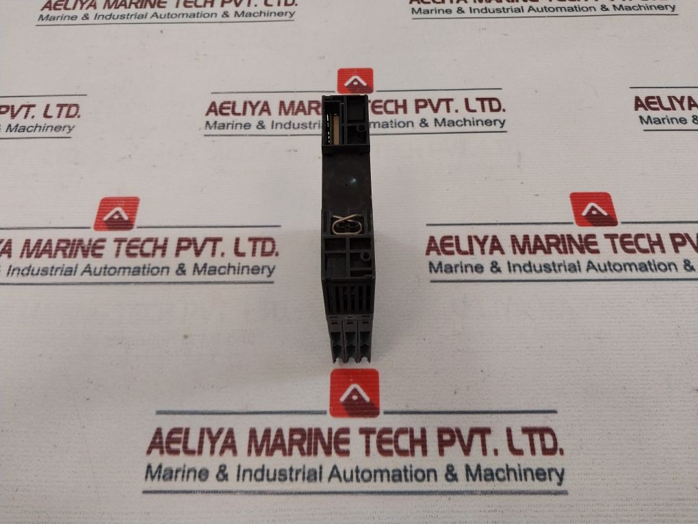 Siemens 3Sk1111-1Ab30 Safety Relay 300V