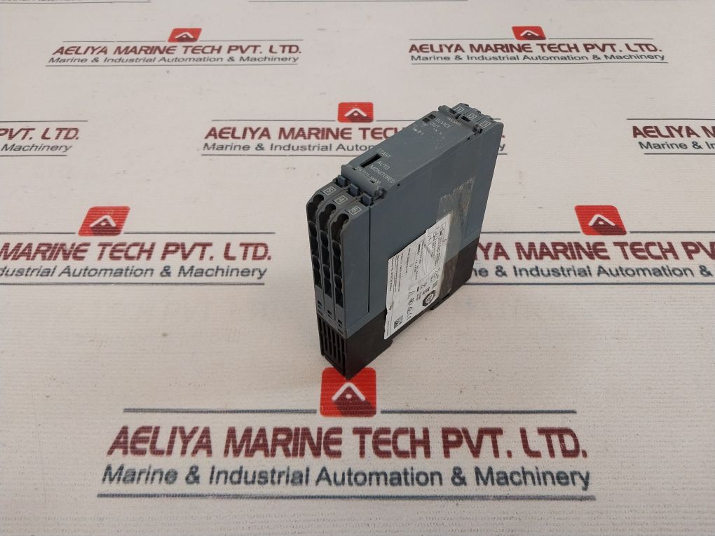 Siemens 3Sk1111-1Ab30 Safety Relay 300V