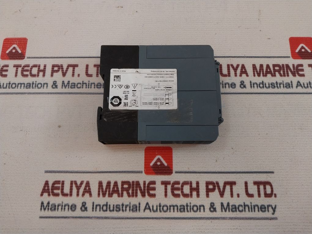 Siemens 3Sk1111-1Ab30 Safety Relay 300V