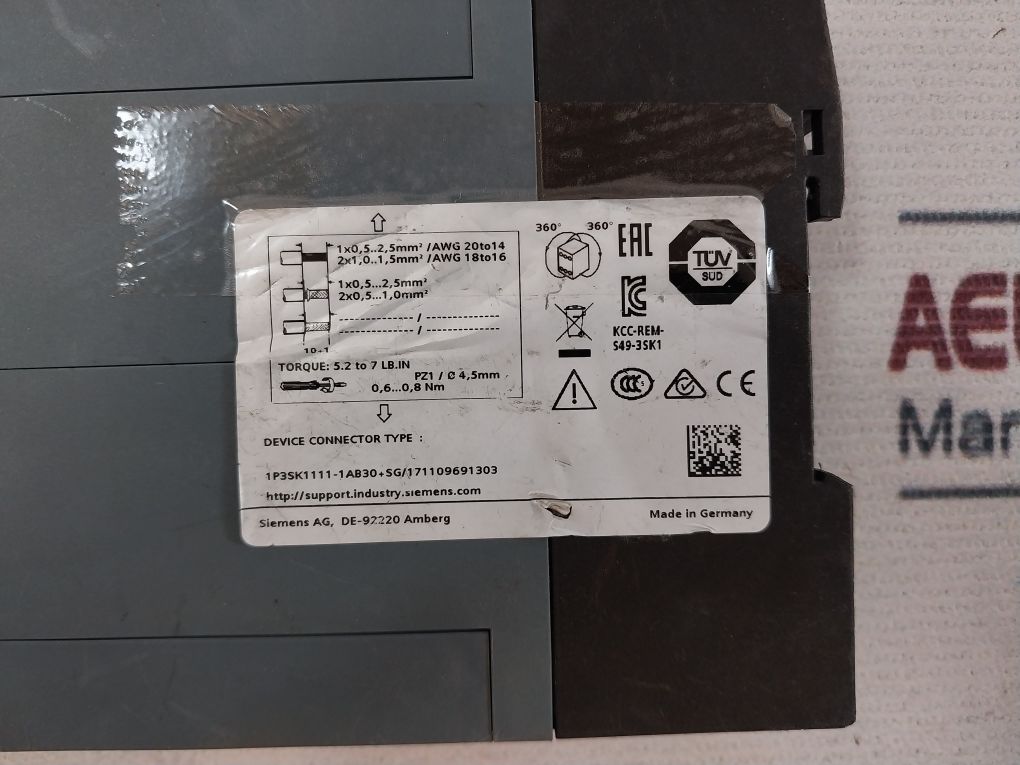 Siemens 3Sk1111-1Ab30 Safety Relay 300V