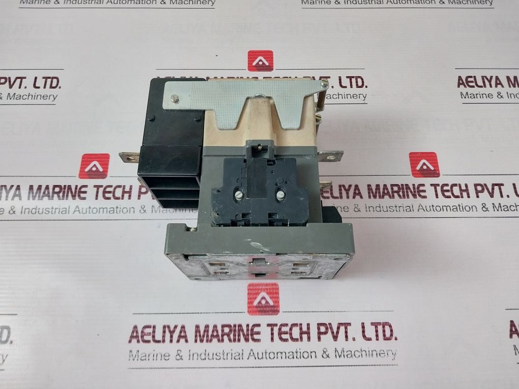 Siemens 3Tc48 17-0B 2 Pole Dc Contactor 600 Vdc Iec 158