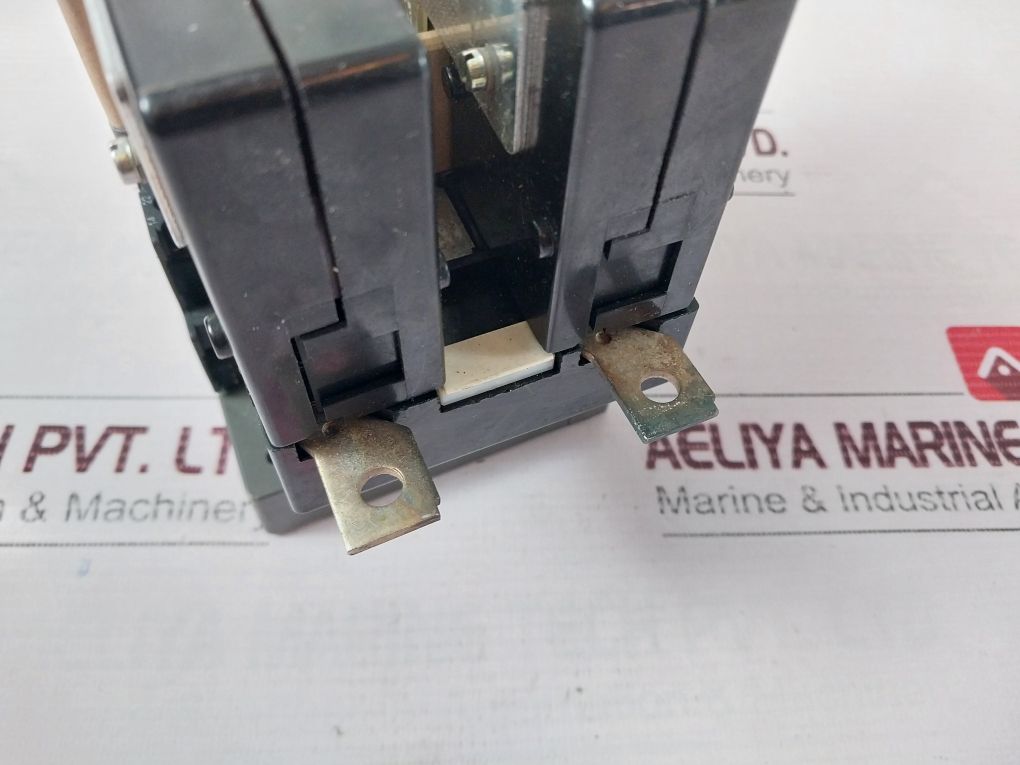 Siemens 3Tc48 17-0B 2 Pole Dc Contactor 600 Vdc Iec 158