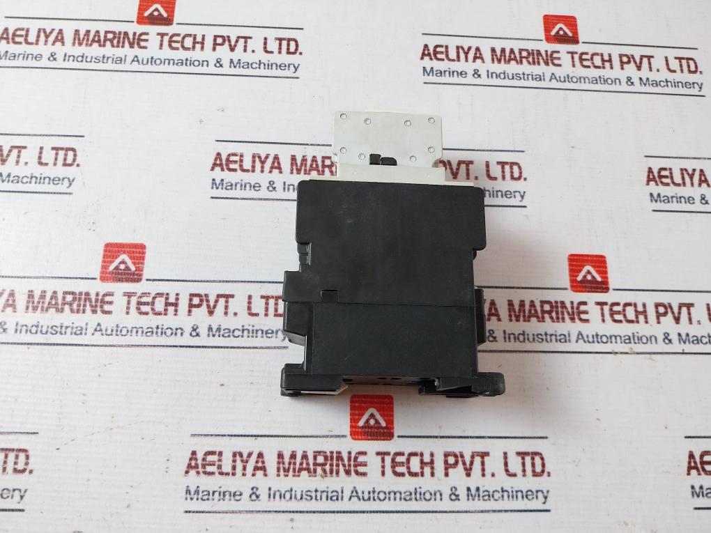 Siemens 3Tf32 00-0A Air Break (Power) Contactor 132V 60Hz