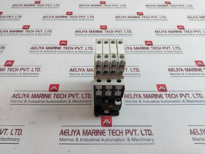 Siemens 3Tf32 00-0A Air Break (Power) Contactor W/ 3Tx4001-2A 1Nc Ip20