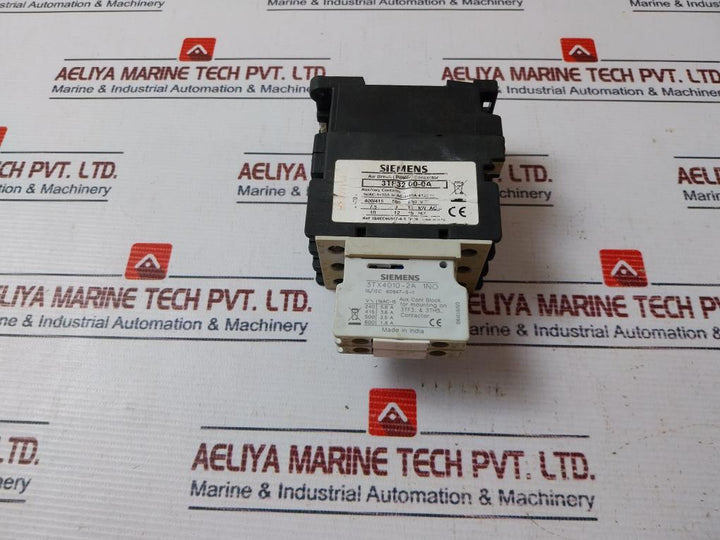 Siemens 3Tf32 00-0A Air Break (Power) Contactor W/ 3Tx4010-2A Contact Block