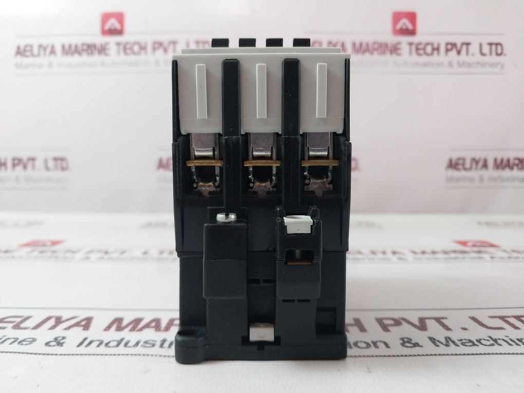 Siemens 3Tf35 00-0A Air Break Contactor