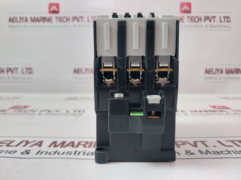 Siemens 3Tf35 00-0A Air Break Contactor