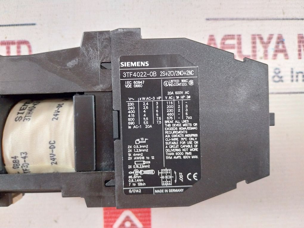 Siemens 3Tf4022-0B Contactor 24V Dc 600V Ac