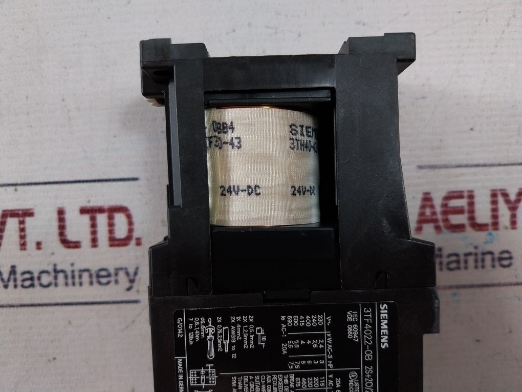 Siemens 3Tf4022-0B Contactor 24V Dc 600V Ac