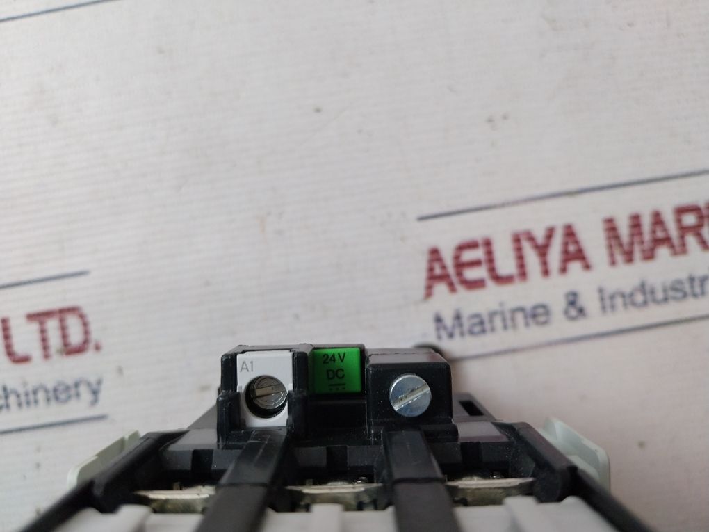 Siemens 3Tf4422-0Bb4 Contactor Dc 24V