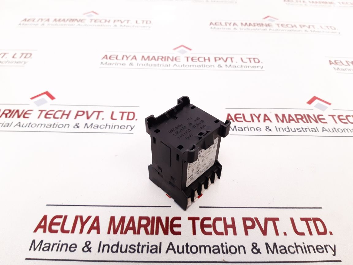 Siemens 3Th2031-0Tb4 Control Relay 230V 4A