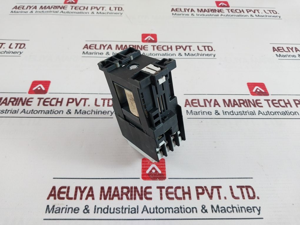 Siemens 3Th30 22-0B Air Break (Aux) Contactor Relay 220V Dc