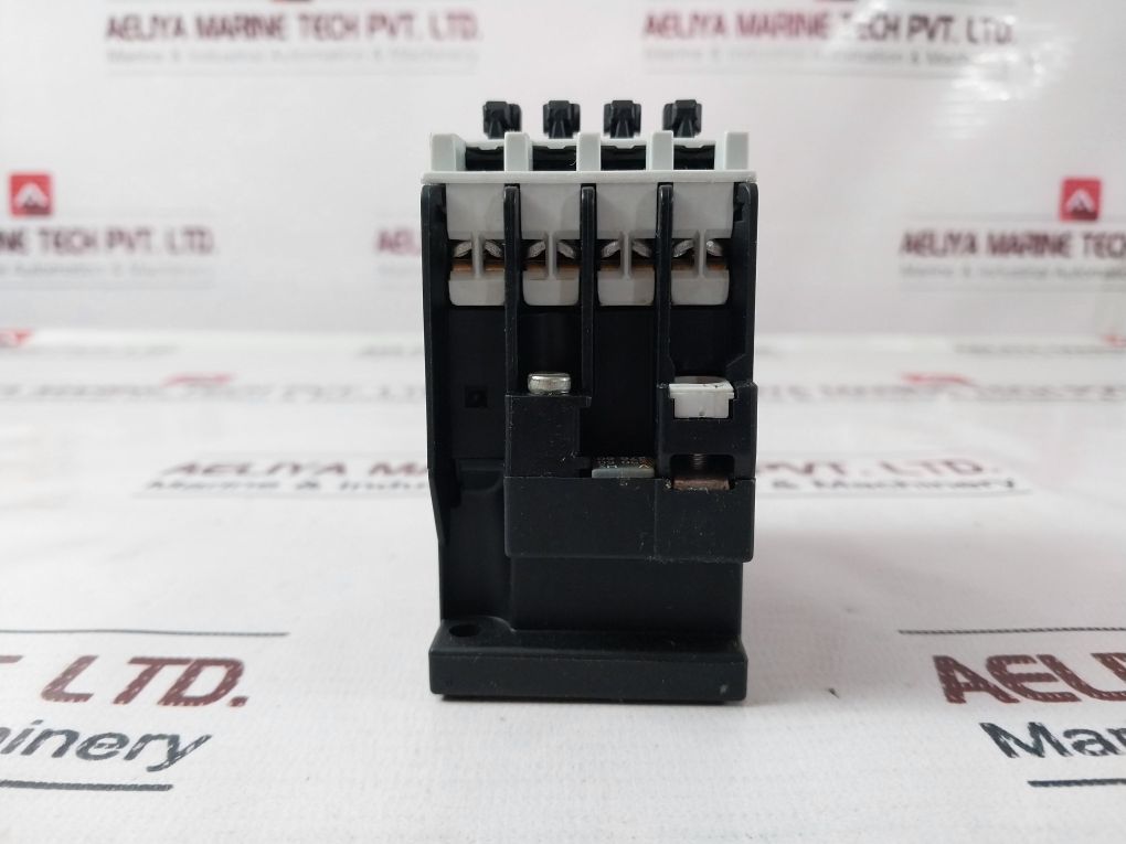 Siemens 3Th30 40-0A 60Hz