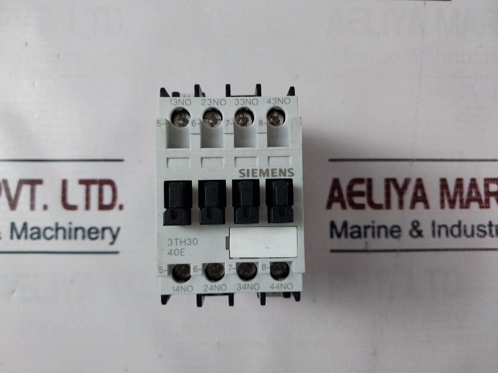 Siemens 3Th30 40-0A 60Hz