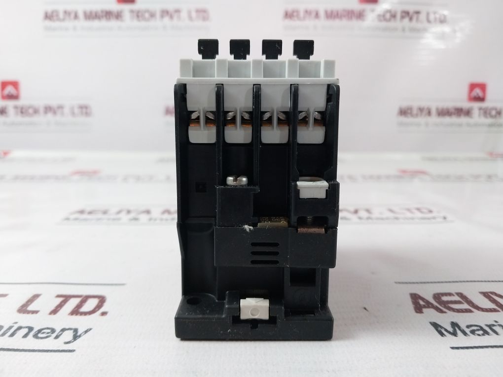 Siemens 3Th30 40-0A 60Hz