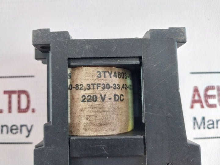 Siemens 3Th30 40-0B Air Break (Aux) Contactor Relay 220V Dc