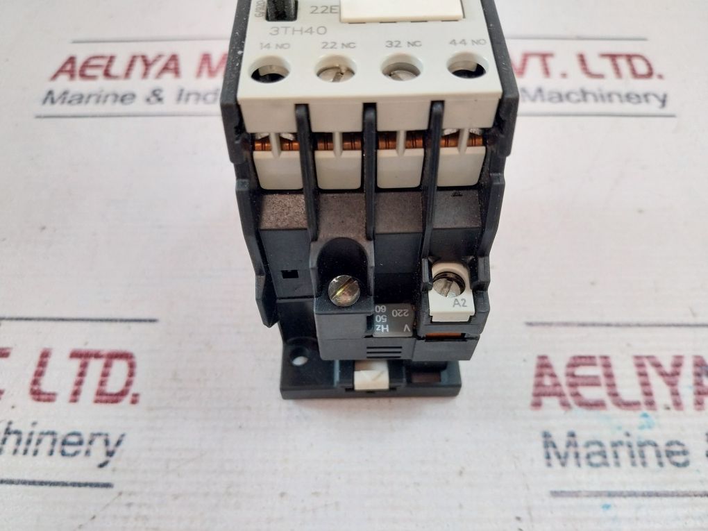 Siemens 3Th4022-0An2 Control Relay