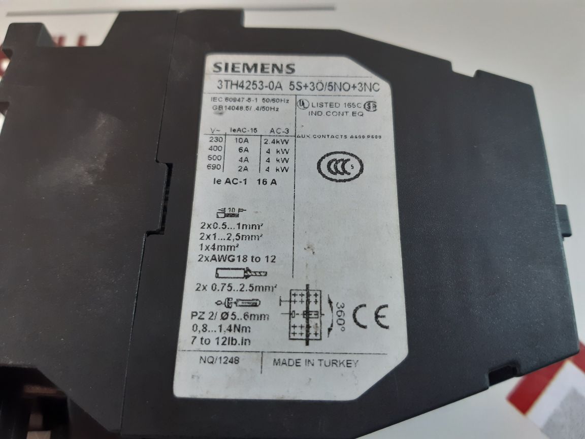 Siemens 3th4253-0a auxiliary contactor