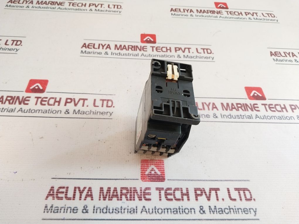 Siemens 3Th82 44-0A Air Break (Aux) Contactor Relay