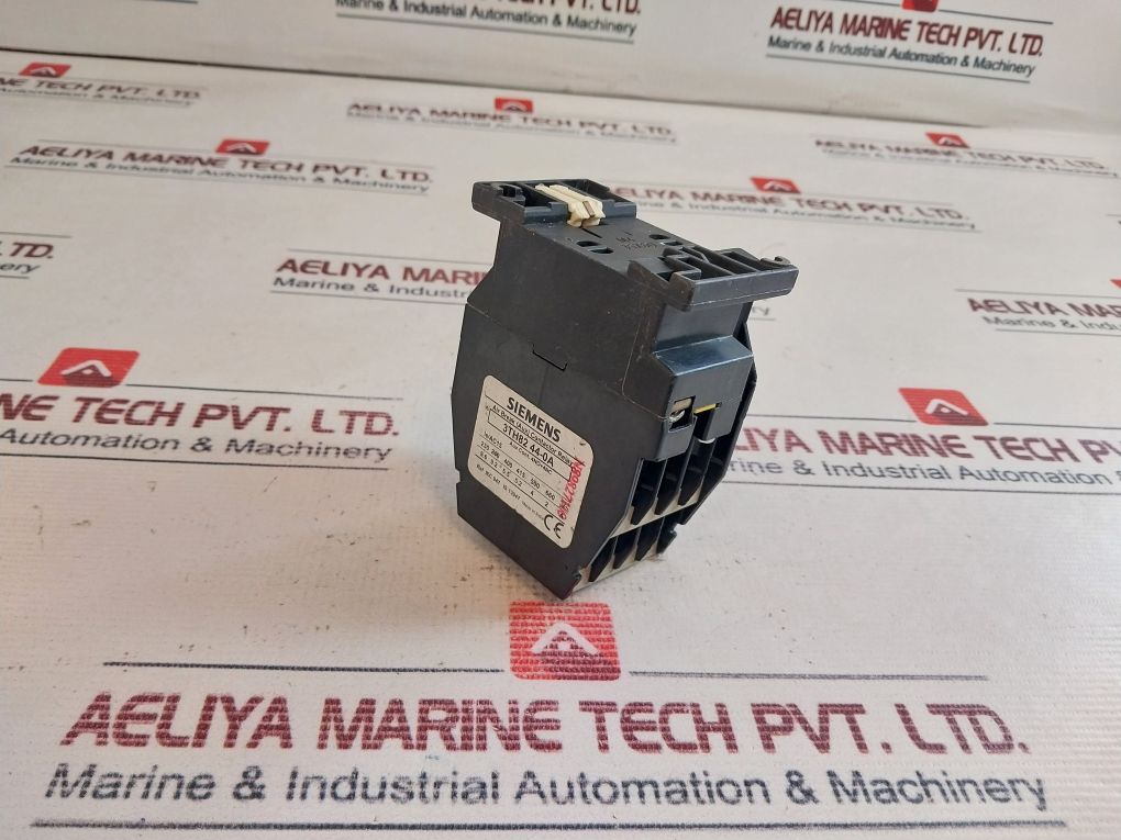 Siemens 3Th82 44-0A Air Break (Aux) Contactor Relay