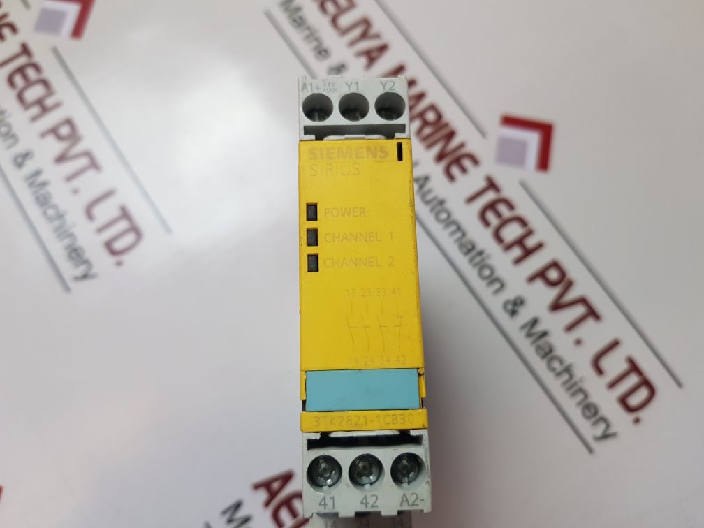 Siemens 3Tk2821-1Cb30 Safety Relay