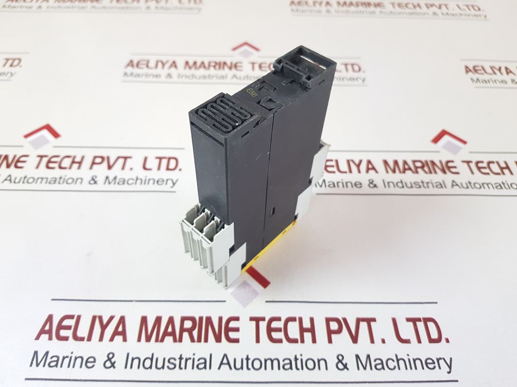 Siemens 3Tk2821-1Cb30 Safety Relay