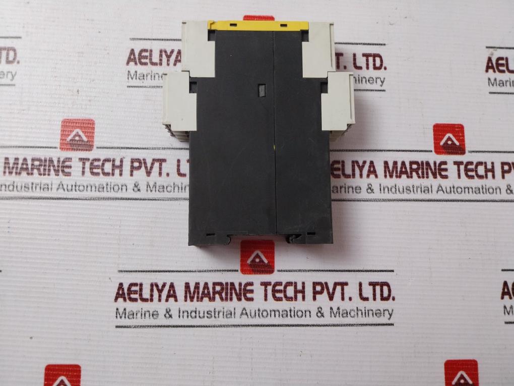 Siemens 3Tk2824-1Al20 Safety Relay