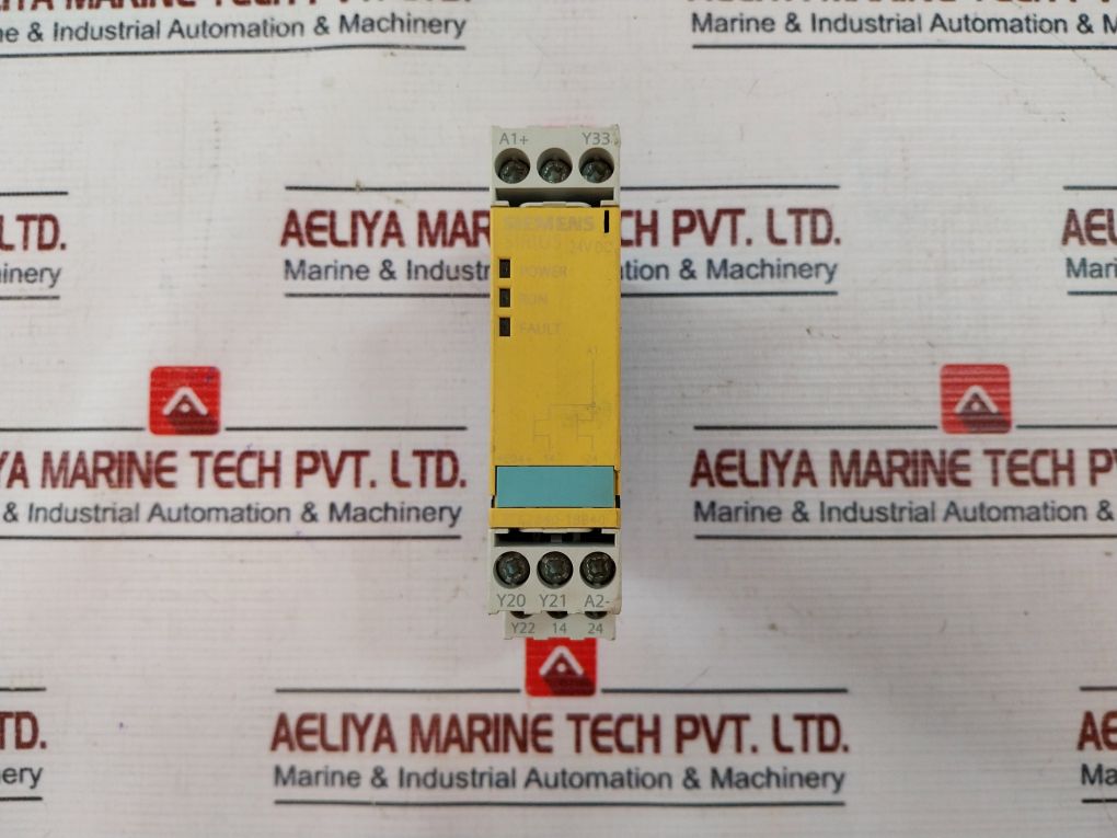 Siemens 3Tk2840-1Bb40 Safety Relay 500V 24V