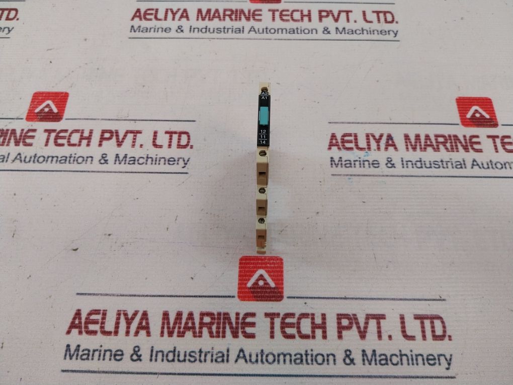 Siemens 3Tx7 004-1Lb00 Output Interface Relay