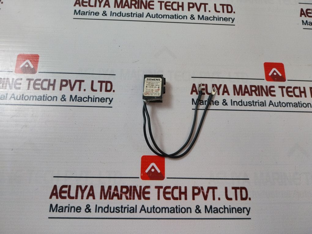 Siemens 3Tx7 402-3Sy2 Surge Suppressor Ac48-127V