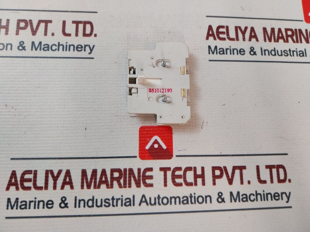 Siemens 3Ty7 561-1L Auxiliary Contact Block