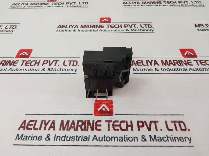 Siemens 3Ua4801-0T Auxiliary Contactor