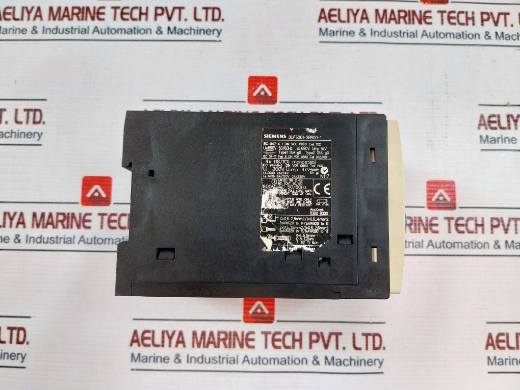 Siemens 3Uf5001-3Bn00-1 Profibus-dp Simocode Module 690V 50/60Hz  