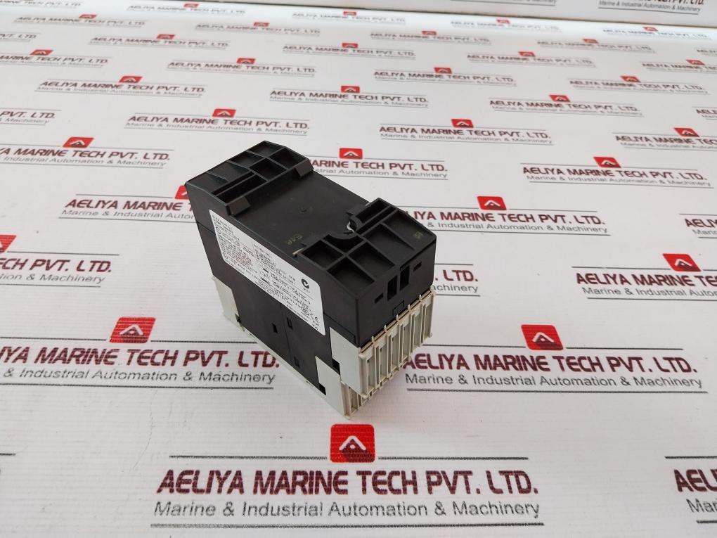 Siemens 3Uf7000-1Au00-0 Motor Control Relay 6A 110-240V
