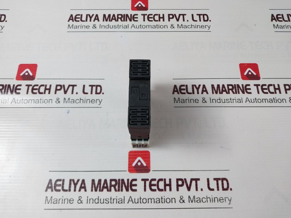 Siemens 3Ug4511-1Bp20 Three Phase Monitoring Voltage Relay