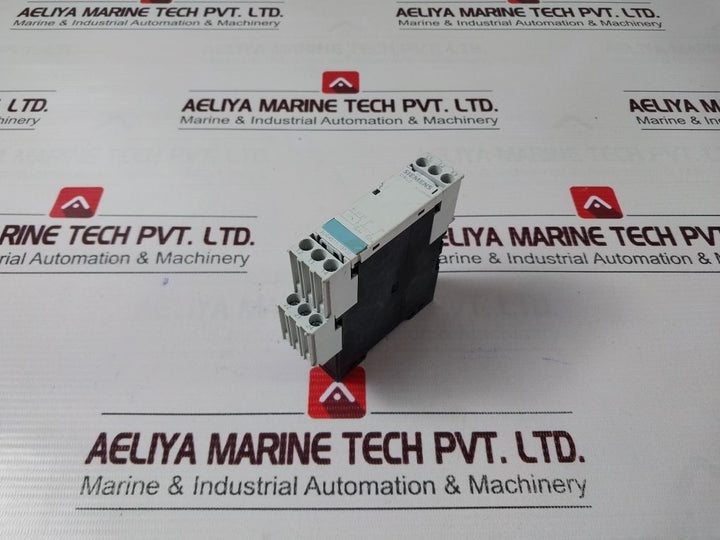 Siemens 3Ug4511-1Bp20 Three Phase Monitoring Voltage Relay