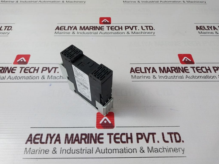 Siemens 3Ug4511-1Bp20 Three Phase Monitoring Voltage Relay