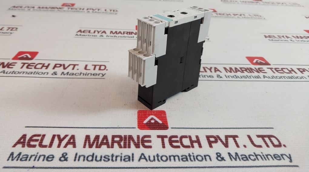 Siemens 3Ug4513-1Br20 Voltage Monitoring Relay 690V