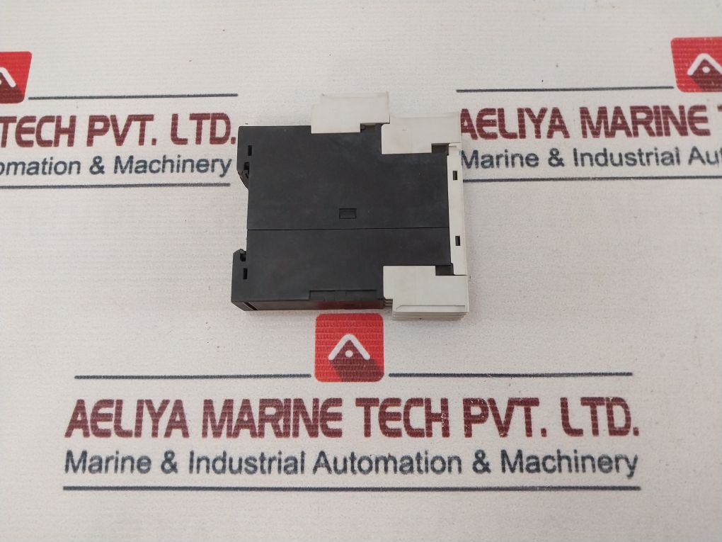 Siemens 3Ug4631-1Aw30 Voltage Monitoring Relay