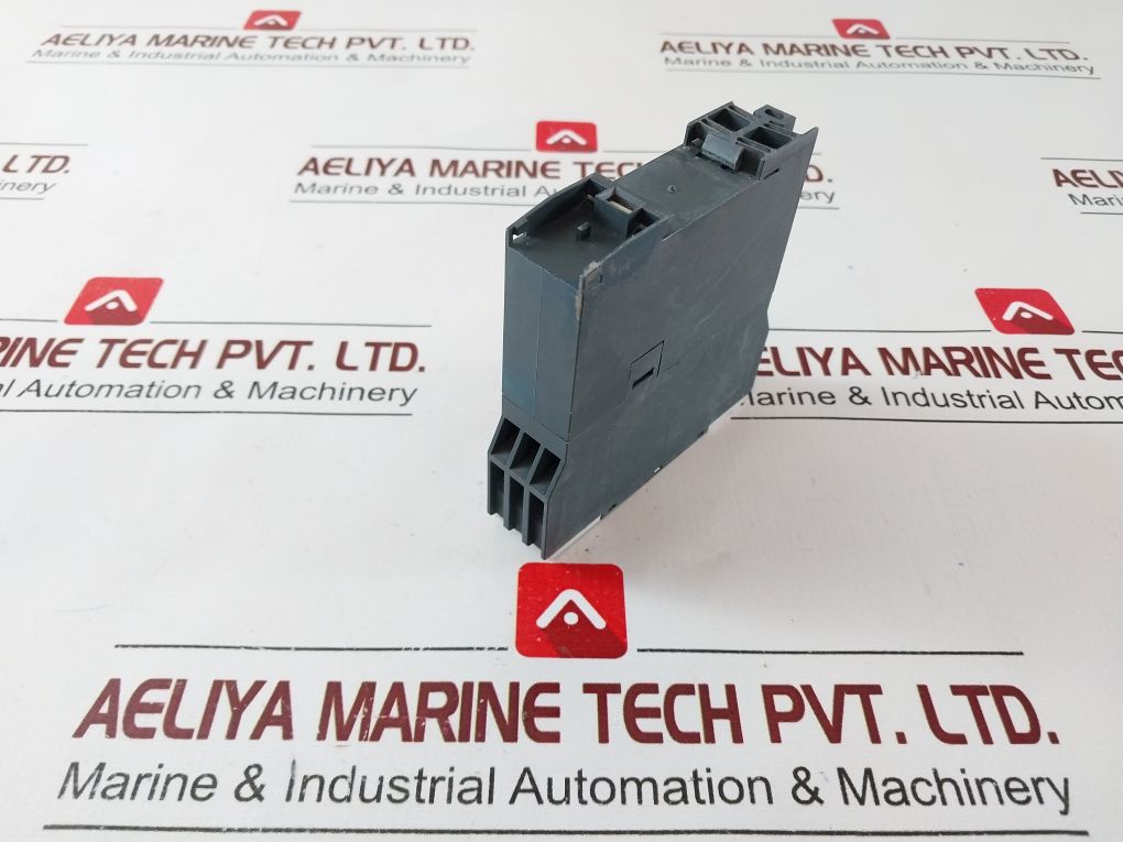 Siemens 3Un2100-0Cb4 Thermistor Motor Protection Relay 3Un21