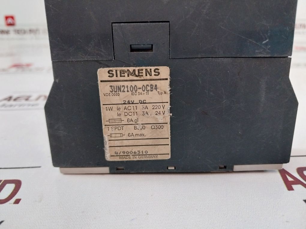 Siemens 3Un2100-0Cb4 Thermistor Motor Protection Relay 3Un21