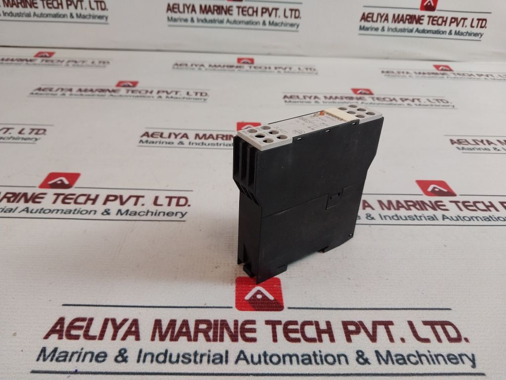 Siemens 3Un2100-0An7 Thermistor Protection Relay 120V