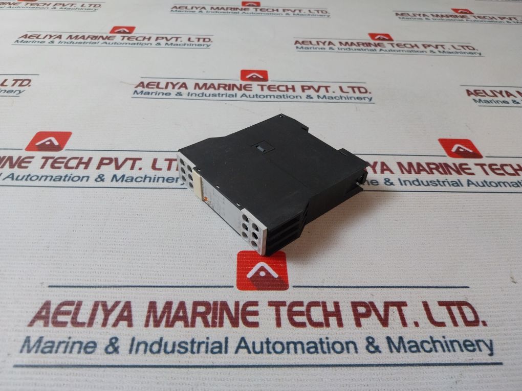 Siemens 3Un21 00-0Ab4 Thermistor Protective Relay Module